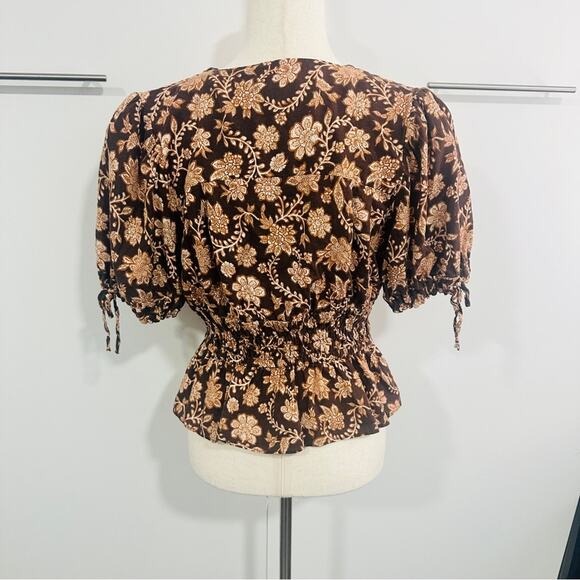 10 Crosby Derek Lam Size 8 Puff Sleeve VNeck Rhea Blouse Top Resort Brown Floral - Picture 4 of 14